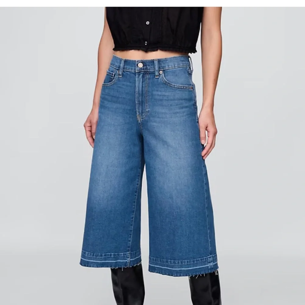 GAP Women's High Rise Denim Culotte Jeans 26 - Picture 1 of 7